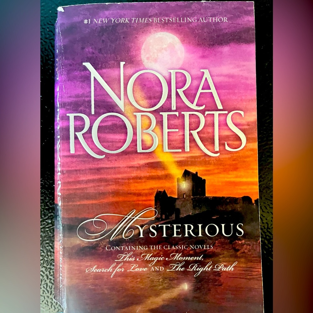 Nora Roberts Mysterious